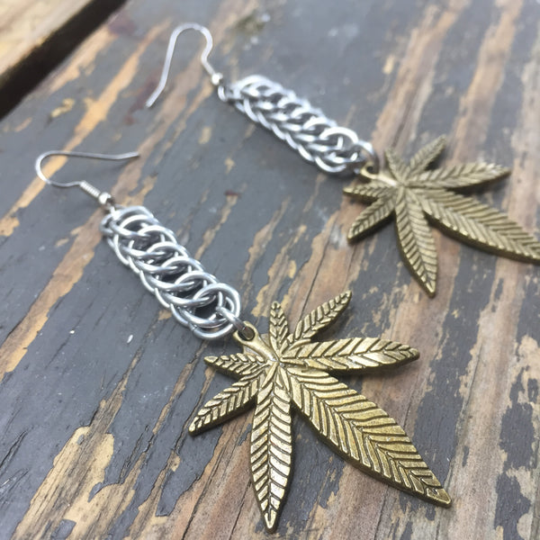 Brass Pot Leaf Medium Chainmaille Earrings