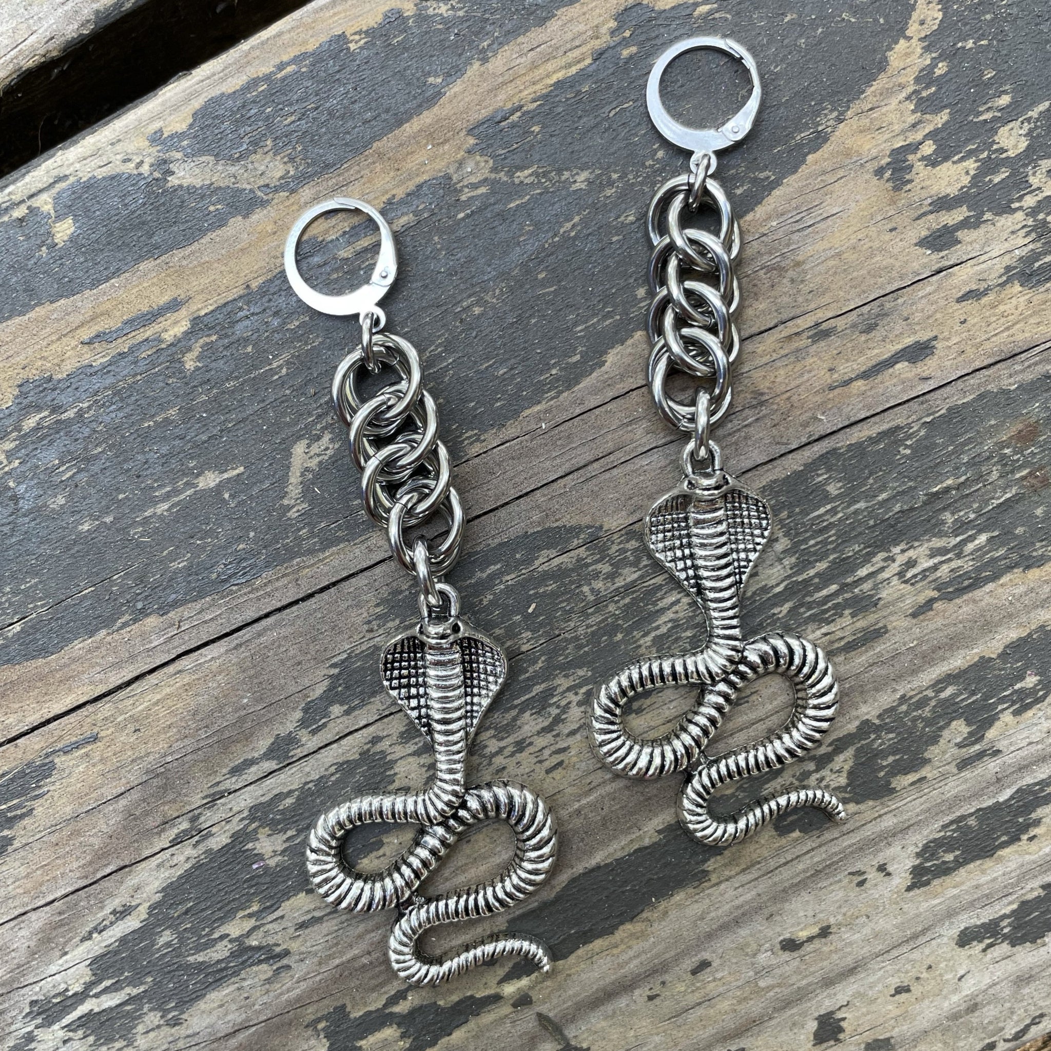 HP3 Cobra Chainmaille Earrings