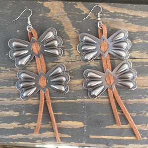 Leather & Gunmetal Concho Mariposas