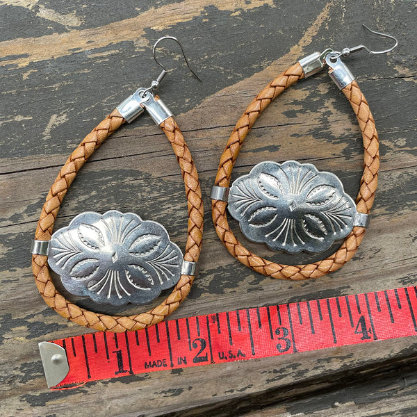 Tan Bolo Cord Kitty Concho Earrings